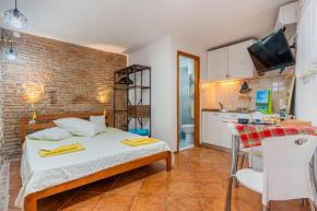 Studio Apartman Estera